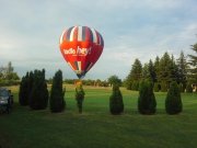 Pohled na h�i�t� byl mo�n� i z bal�nu