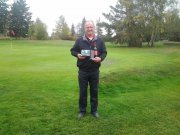 �len v�t�zn� dvojice a dr�itel Hole in One na jamce �. 8 - Lubo� HAKL